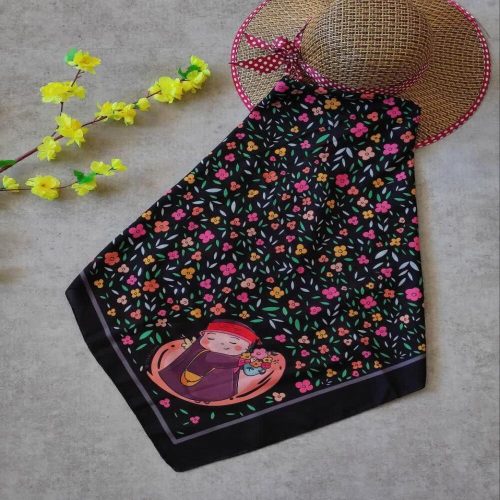 روسری دخترانه نخی قواره 90